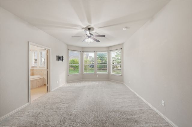4500 Lakeside Hollow Street, Fort Worth, TX 76262