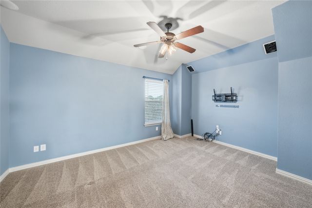 4500 Lakeside Hollow Street, Fort Worth, TX 76262