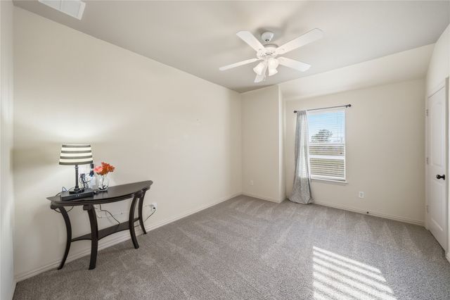 4500 Lakeside Hollow Street, Fort Worth, TX 76262