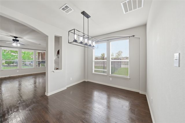 4500 Lakeside Hollow Street, Fort Worth, TX 76262