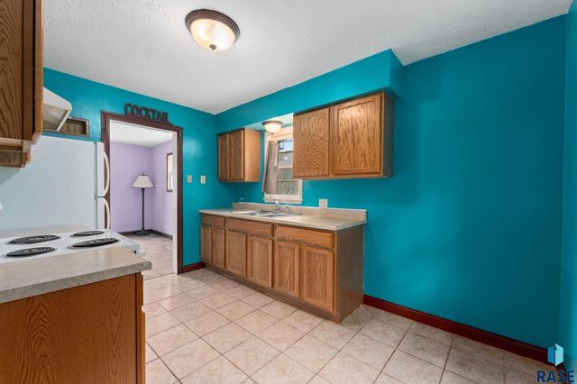 2505 S Western Ave Avenue, Sioux Falls, SD 57105