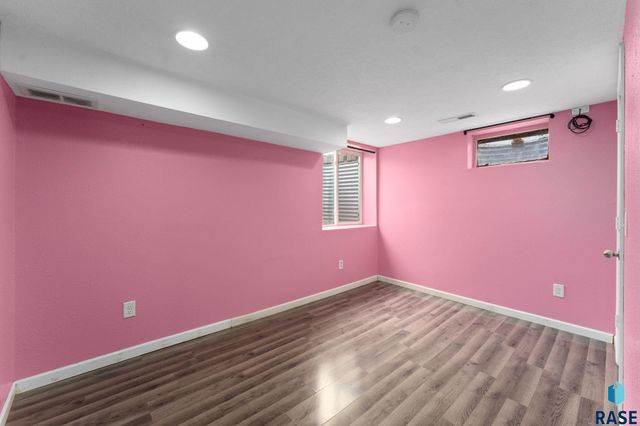 2505 S Western Ave Avenue, Sioux Falls, SD 57105