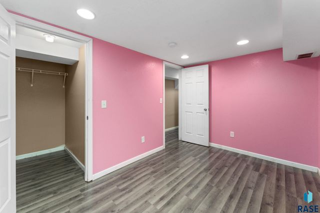 2505 S Western Ave Avenue, Sioux Falls, SD 57105