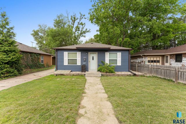 2505 S Western Ave Avenue, Sioux Falls, SD 57105