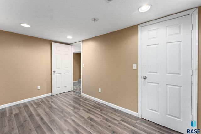 2505 S Western Ave Avenue, Sioux Falls, SD 57105