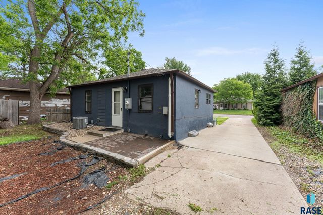 2505 S Western Ave Avenue, Sioux Falls, SD 57105