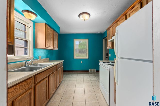 2505 S Western Ave Avenue, Sioux Falls, SD 57105