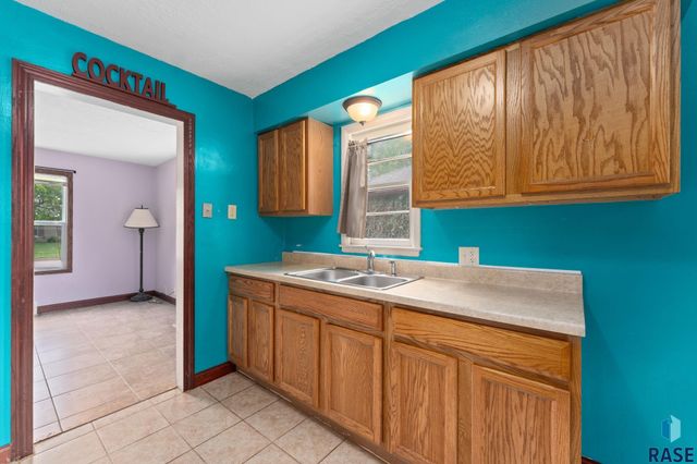 2505 S Western Ave Avenue, Sioux Falls, SD 57105