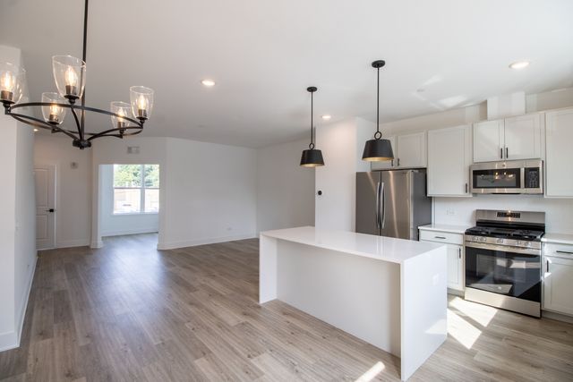 8380 Miami Avenue, Morton Grove, IL 60053