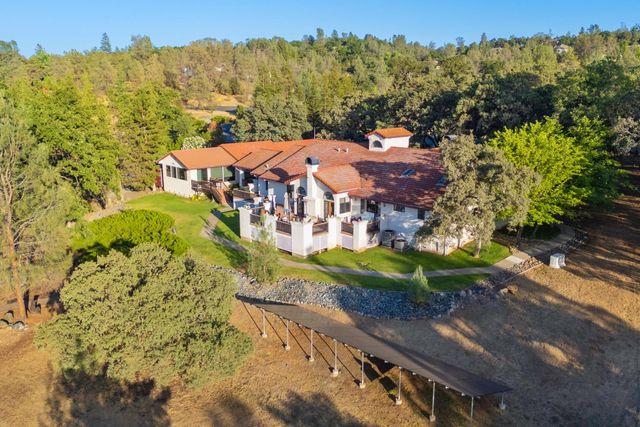 12735 Shannon Ln, Auburn, CA 95602