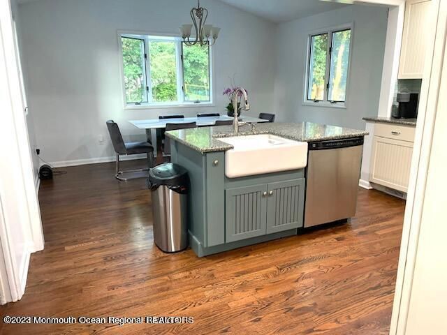 189 Whalepond Road, Oakhurst, NJ 07755