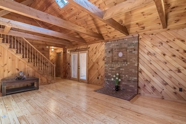 9 Park Dr., Wilbraham, MA 01095
