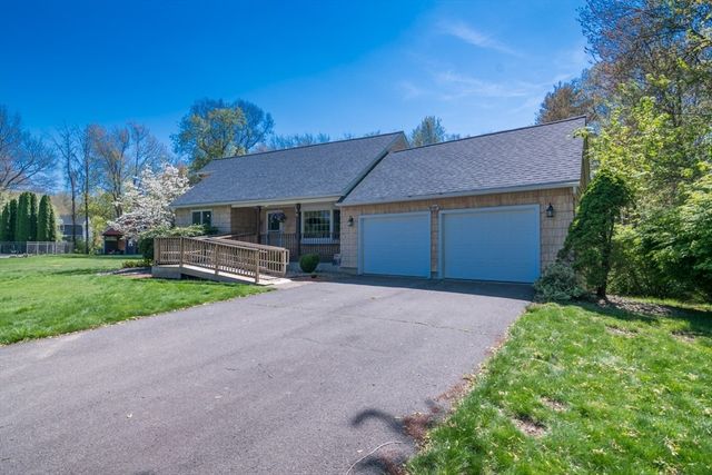 9 Park Dr., Wilbraham, MA 01095