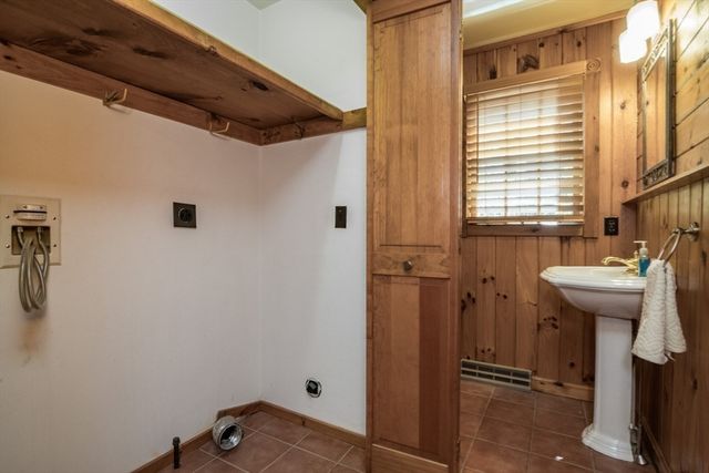 9 Park Dr., Wilbraham, MA 01095