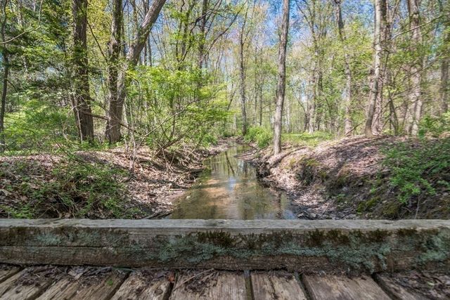 9 Park Dr., Wilbraham, MA 01095