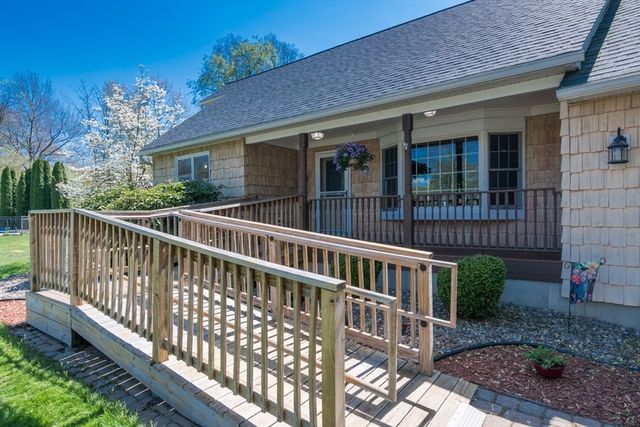 9 Park Dr., Wilbraham, MA 01095