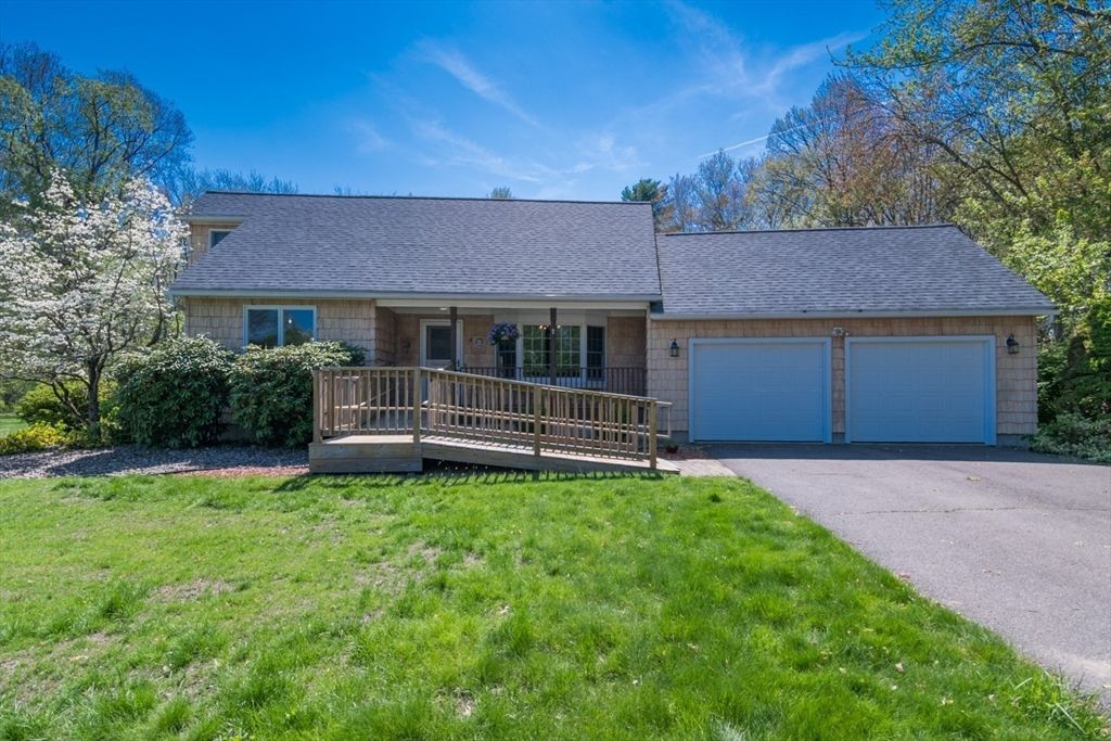 9 Park Dr., Wilbraham, MA 01095