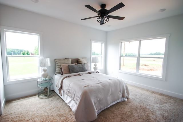 14193 Old Kentucky Rd, Walling, TN 38587