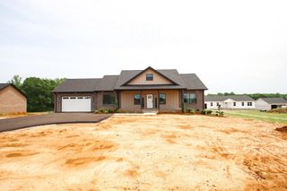14193 Old Kentucky Rd, Walling, TN 38587