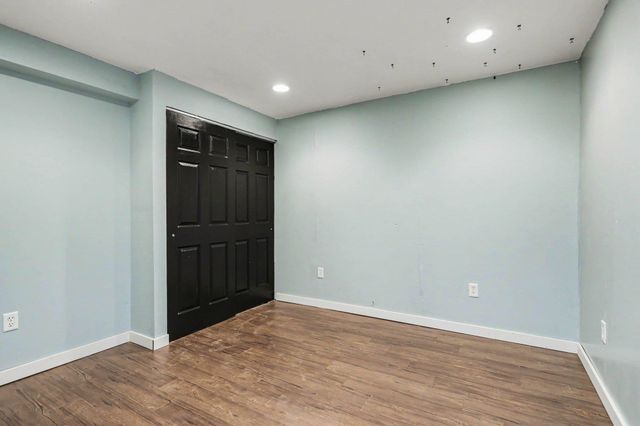 1802 Cross Creek Drive, South Bend, IN 46628