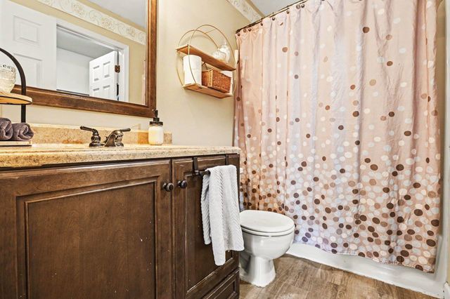 1802 Cross Creek Drive, South Bend, IN 46628