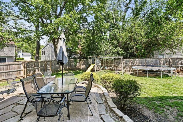 1802 Cross Creek Drive, South Bend, IN 46628