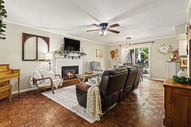 1802 Cross Creek Drive, South Bend, IN 46628