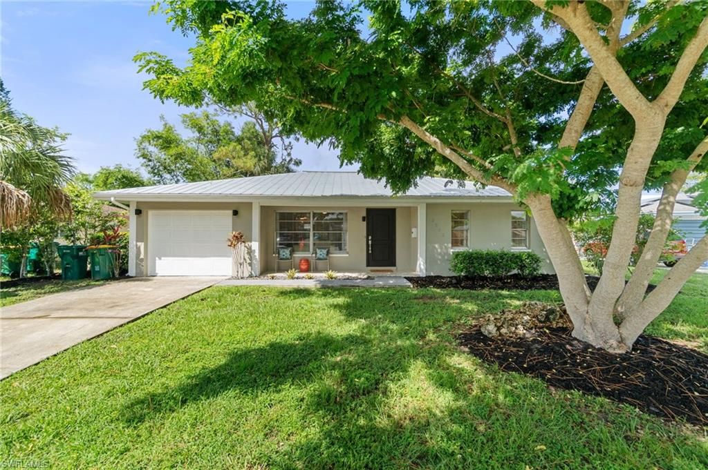 3543 Corana WAY, NAPLES, FL 34105 — exterior