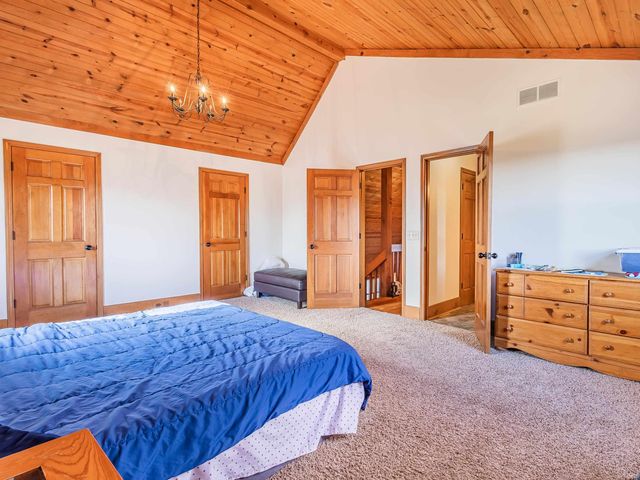 9434 Maysville Road, Fort Wayne, IN 46815