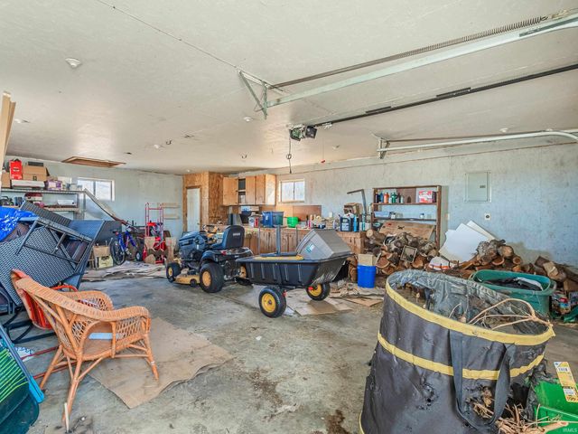 9434 Maysville Road, Fort Wayne, IN 46815