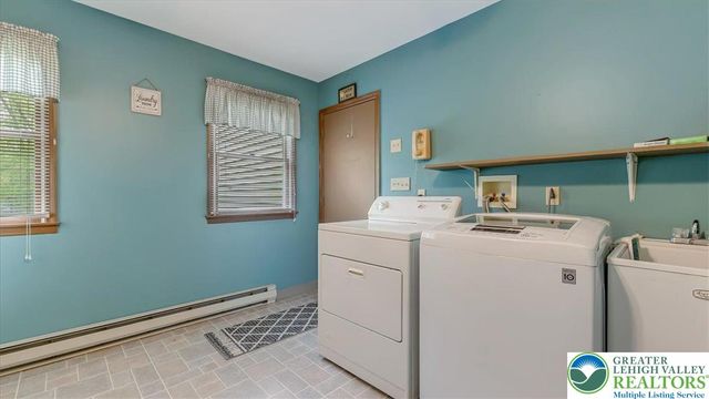 54 Indian Trail, Penn Forest Twp, PA 18229