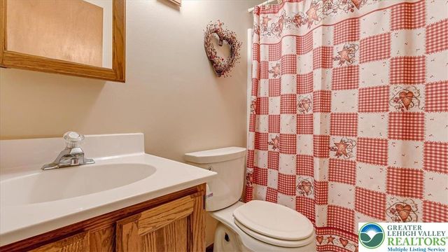 54 Indian Trail, Penn Forest Twp, PA 18229