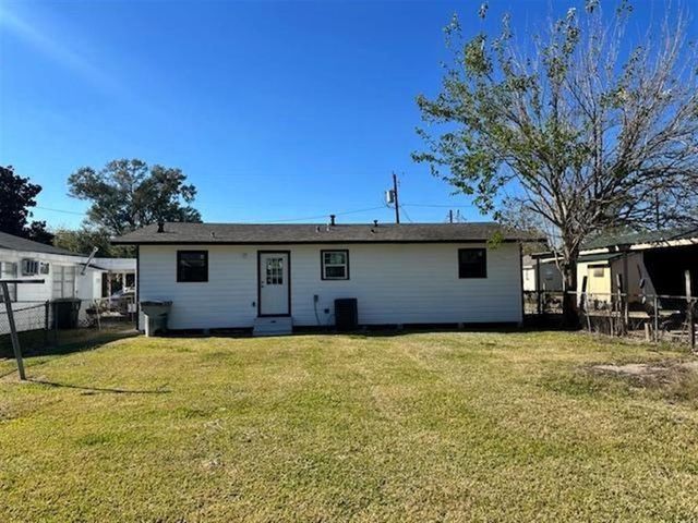 516 Lebato Street, Lake Charles, LA 70615