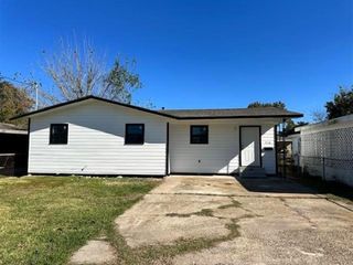 516 Lebato Street, Lake Charles, LA 70615