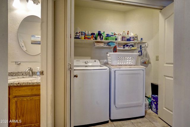 85 W LA VIEVE Lane, Tempe, AZ 85284