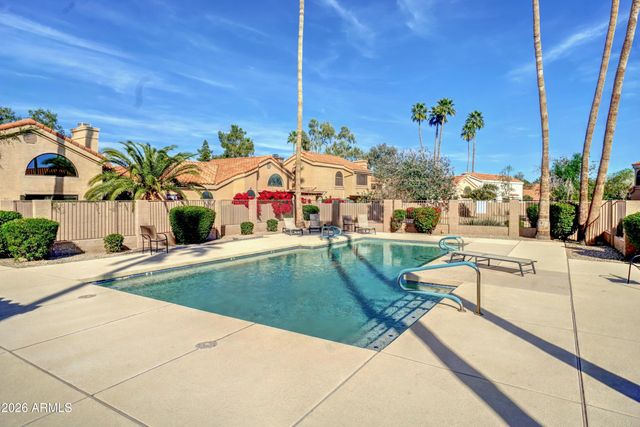 85 W LA VIEVE Lane, Tempe, AZ 85284