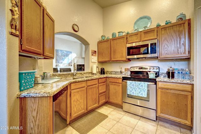 85 W LA VIEVE Lane, Tempe, AZ 85284