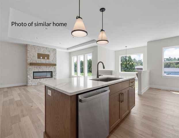 632 Grey Slate Drive SW, Cedar Rapids, IA 52404