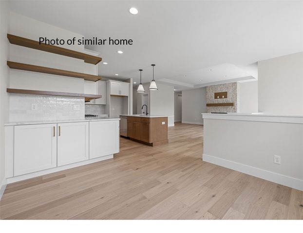 632 Grey Slate Drive SW, Cedar Rapids, IA 52404