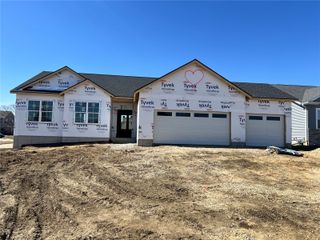 632 Grey Slate Drive SW, Cedar Rapids, IA 52404