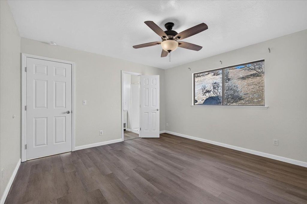 Image 21 of property listing at 28368 River Road Way, Madera, CA 93636