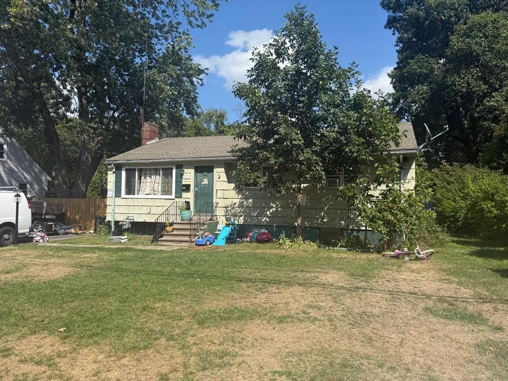 117 Healey Ter, Brockton, MA 02301