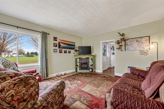 6588 W Johnson Road, Shelby, MI 49455