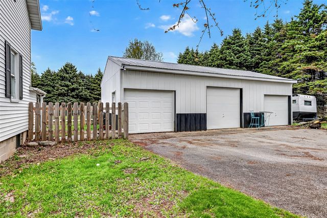 6588 W Johnson Road, Shelby, MI 49455