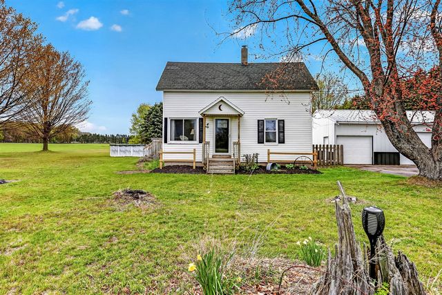 6588 W Johnson Road, Shelby, MI 49455