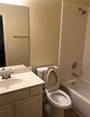 7708 San Felipe BLVD 9, Austin, TX 78729