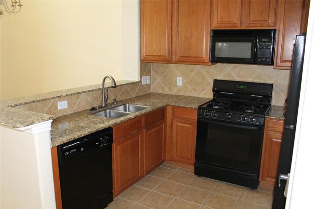 7708 San Felipe BLVD 9, Austin, TX 78729