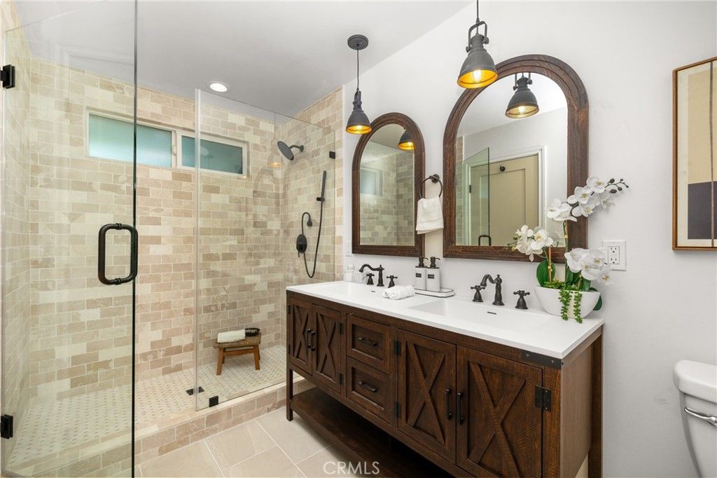 Image 17 of property listing at 13081 Saint Thomas, North Tustin, CA 92705