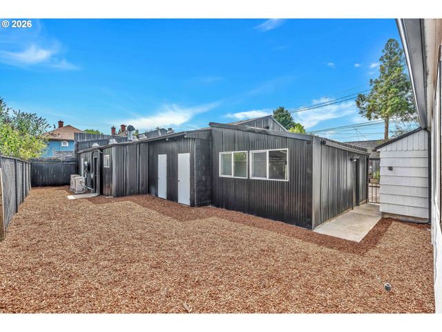 2934 Se 16TH Ave, Portland, OR 97202
