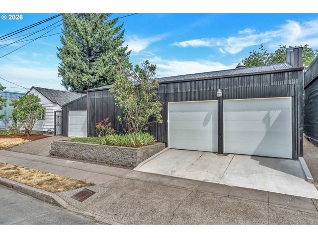 2934 Se 16TH Ave, Portland, OR 97202